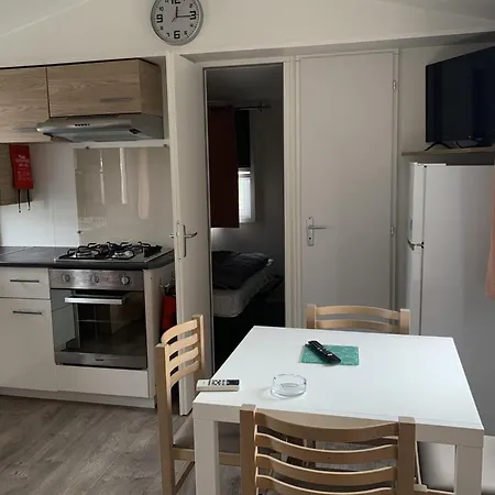 度假居 Mobil-home 2 6 Pers *